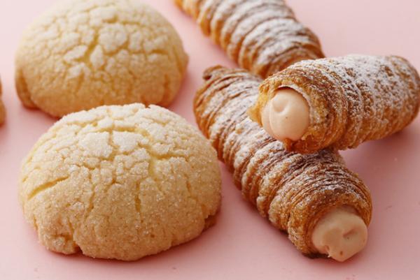 ほんのり桜色に色づくスイーツ＆ブレッドで春を感じる。パレスホテル東京の季節限定メニュー