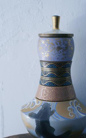 110年の歴史を誇る九谷焼「錦山窯」、メゾンエ・オブジェ出展の新作を新宿伊勢丹にて国内初お披露目