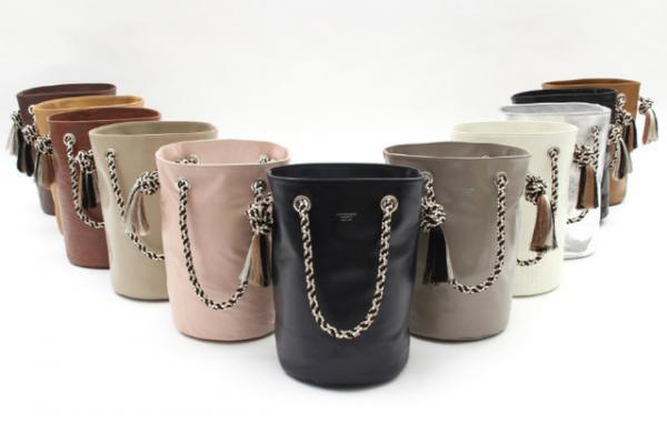 パスザバトンから、バッグやシューズの余ったレザーを使用したオリジナルデザインバッグが登場