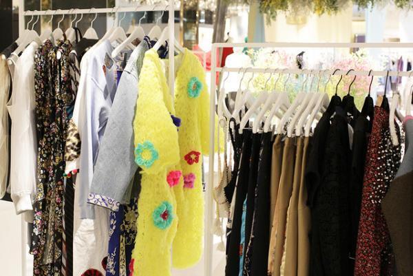 新宿伊勢丹リ・スタイル×Lula JAPANの体験型エキシビジョン「LULA PAVILION」開催。人気デザイナーの1点ものアイテムも