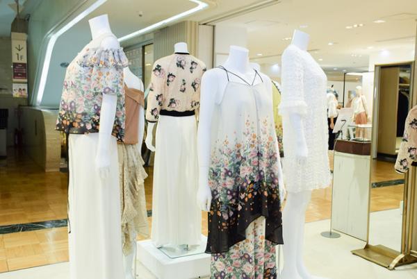 日本橋三越で秋田県湯沢の伝統工芸品とクリエイターのコラボ企画がスタート。e.m.やシアタープロダクツなどが参加