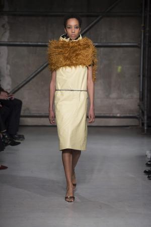 【ルック】マルニ2017-18秋冬ウィメンズコレクション