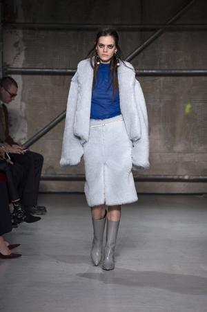 【ルック】マルニ2017-18秋冬ウィメンズコレクション