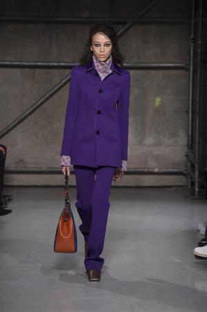 【ルック】マルニ2017-18秋冬ウィメンズコレクション