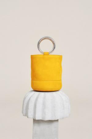 サイモン ミラーより繊細な色のグラデーションで表現されたバッグの新色が発売