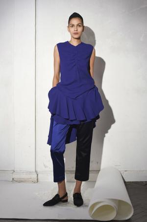 イサ・アフェン、着飾る私たちを隠喩的に表現【2017-18秋冬ウィメンズ】