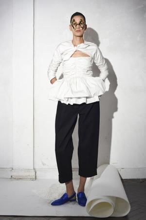 イサ・アフェン、着飾る私たちを隠喩的に表現【2017-18秋冬ウィメンズ】