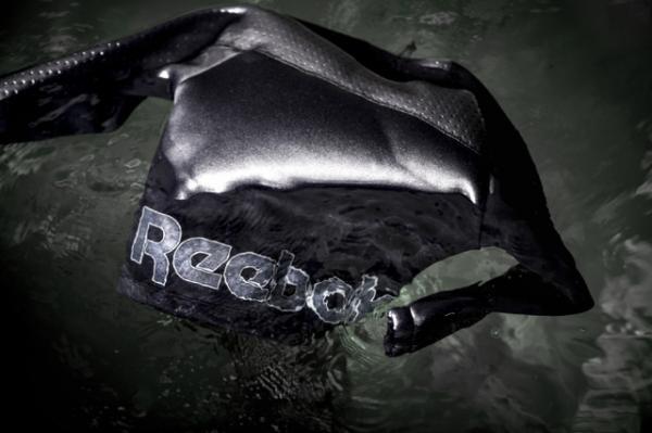 リーボック クラシック×N.ハリウッドから「深海」がテーマの日本限定カプセルコレクションが登場!