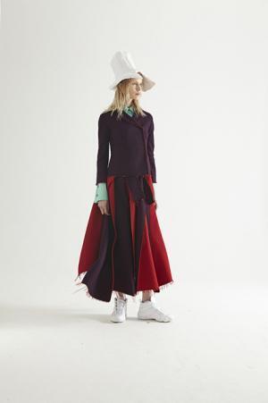 蛸にインスパイアされたアウェイクのダークフェミニンな世界【2017-18秋冬ウィメンズ】