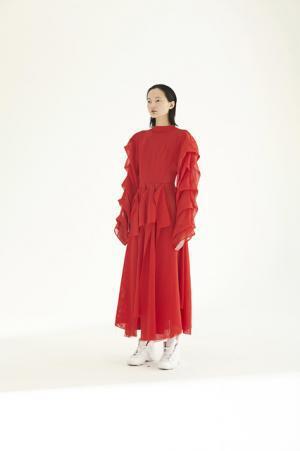 蛸にインスパイアされたアウェイクのダークフェミニンな世界【2017-18秋冬ウィメンズ】