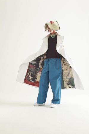 蛸にインスパイアされたアウェイクのダークフェミニンな世界【2017-18秋冬ウィメンズ】