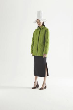 蛸にインスパイアされたアウェイクのダークフェミニンな世界【2017-18秋冬ウィメンズ】