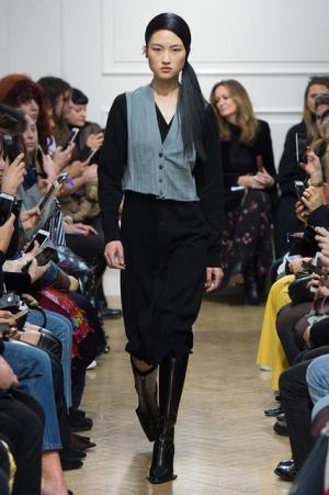 【ルック】J.W.アンダーソン2017-18秋冬ウィメンズコレクション