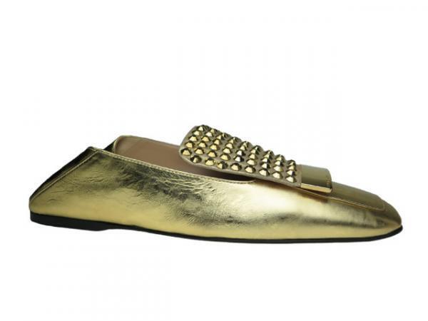 セルジオ ロッシが新宿伊勢丹でポップアップストアをオープン！新アイコンのフラットシューズも登場