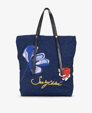 シーバイクロエから、マグノリアの花や金魚をモチーフにしたトートバッグ「ANDY」が登場。フランスと日本のカルチャーが融合