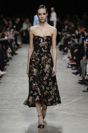 ロシャス、かつてのブルジョワの装いを現代へ昇華【2017-18秋冬ウィメンズ】