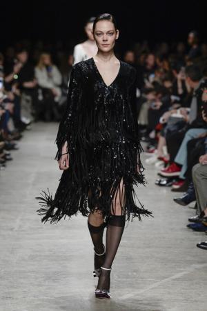 ロシャス、かつてのブルジョワの装いを現代へ昇華【2017-18秋冬ウィメンズ】