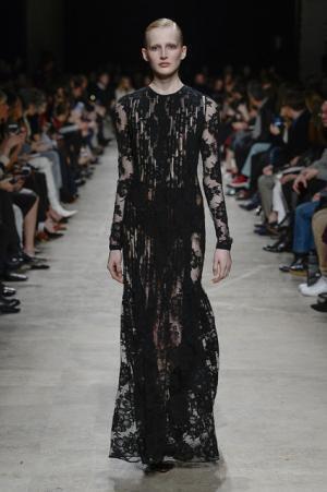 ロシャス、かつてのブルジョワの装いを現代へ昇華【2017-18秋冬ウィメンズ】