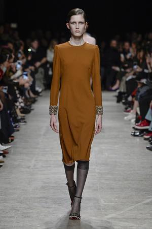 ロシャス、かつてのブルジョワの装いを現代へ昇華【2017-18秋冬ウィメンズ】