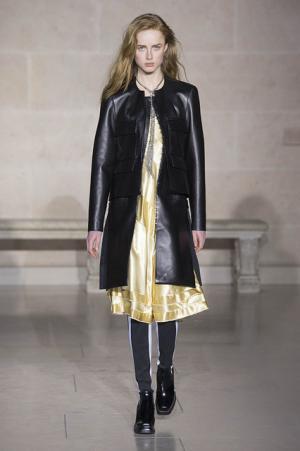 ルイ・ヴィトン、ノマドのスタイルから導き出す境界線へのアプローチ【2017-18秋冬ウィメンズ】