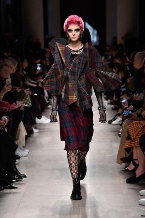 ジュンヤワタナベ、ファッションヒストリーの英国ロック的解釈【2017-18秋冬コレクション】