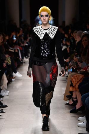 ジュンヤワタナベ、ファッションヒストリーの英国ロック的解釈【2017-18秋冬コレクション】