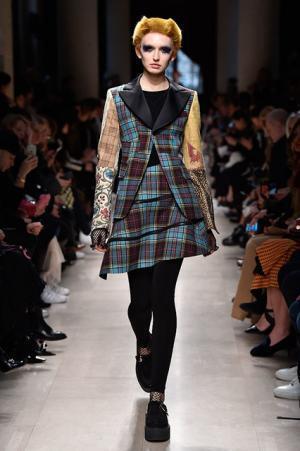 ジュンヤワタナベ、ファッションヒストリーの英国ロック的解釈【2017-18秋冬コレクション】
