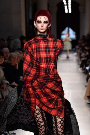 ジュンヤワタナベ、ファッションヒストリーの英国ロック的解釈【2017-18秋冬コレクション】