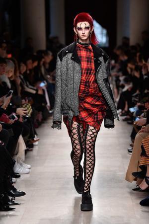 ジュンヤワタナベ、ファッションヒストリーの英国ロック的解釈【2017-18秋冬コレクション】