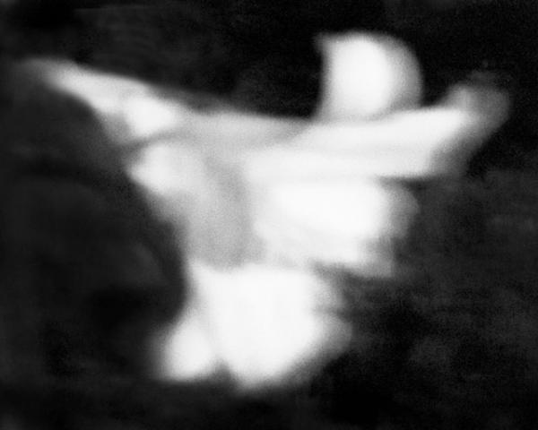 写真家ヨーガン・アクセルバルの写真集「Go to become」が数量限定で発売