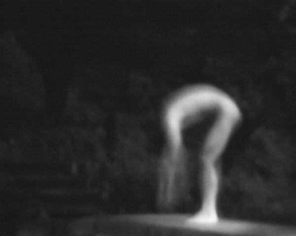 写真家ヨーガン・アクセルバルの写真集「Go to become」が数量限定で発売