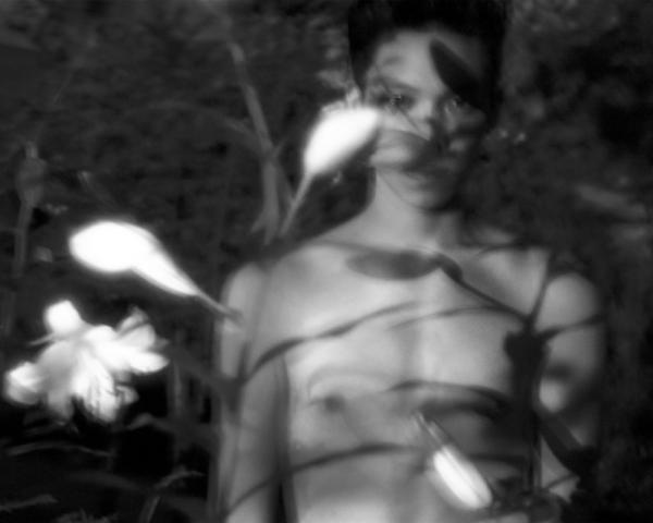 写真家ヨーガン・アクセルバルの写真集「Go to become」が数量限定で発売