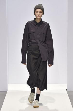 【ルック】マーガレット・ハウエル2017秋冬コレクション
