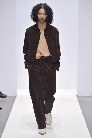 【ルック】マーガレット・ハウエル2017秋冬コレクション