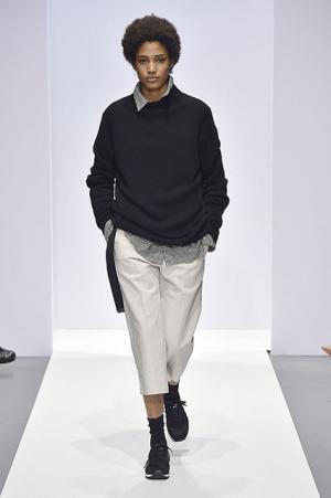 【ルック】マーガレット・ハウエル2017秋冬コレクション