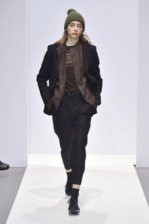 【ルック】マーガレット・ハウエル2017秋冬コレクション