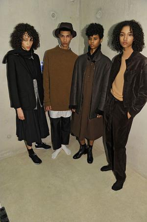 【ルック】マーガレット・ハウエル2017秋冬コレクション