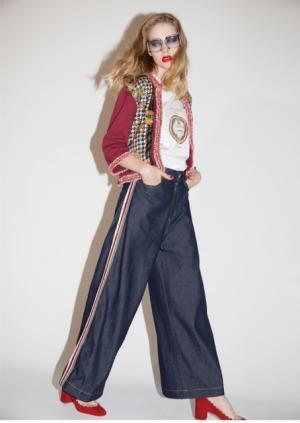 新宿伊勢丹に“スナック”が出現!?トリンカアンプリュアンの3人が“ママ”に扮してファッションを提案