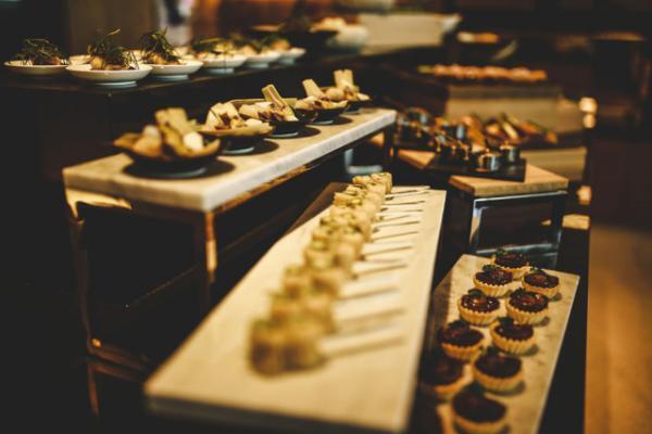 コンラッド東京の最上階エグゼクティブラウンジがリニューアル。大人気宿泊プラン「おこもりスイート」も復活