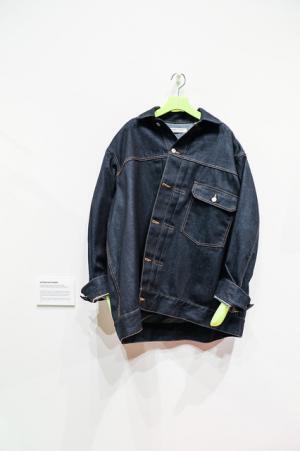 ビューティフルピープル、パリデビューで魅せた新・日本の定番【2017-18秋冬ウィメンズ】