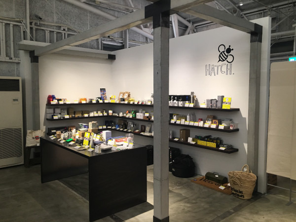 ラカグとハッチが初のトークイベント！辛酸なめ子や幅允孝が登壇する「本と美容とガジェットと」を開催