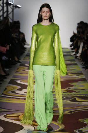 エミリオ・プッチ、伝統を礎にモダンをミックスさせて新境地へ挑む【2017-18秋冬ウィメンズ】