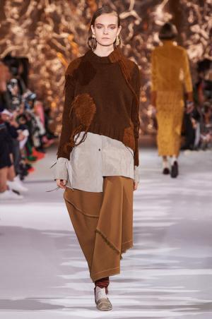 アクネ ストゥディオズ、芸術家パウル・クレーと重ね合わせるDIYスピリット【2017-18秋冬ウィメンズ】