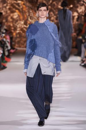 アクネ ストゥディオズ、芸術家パウル・クレーと重ね合わせるDIYスピリット【2017-18秋冬ウィメンズ】