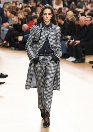 ニナ リッチ、マリー・ローランサンの絵画をパレットに紡ぐウエスタンスタイル【2017-18秋冬ウィメンズ】