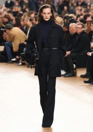 ニナ リッチ、マリー・ローランサンの絵画をパレットに紡ぐウエスタンスタイル【2017-18秋冬ウィメンズ】