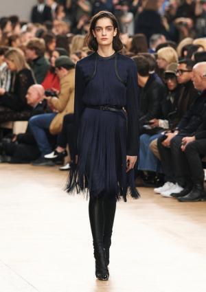 ニナ リッチ、マリー・ローランサンの絵画をパレットに紡ぐウエスタンスタイル【2017-18秋冬ウィメンズ】