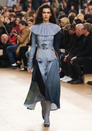 ニナ リッチ、マリー・ローランサンの絵画をパレットに紡ぐウエスタンスタイル【2017-18秋冬ウィメンズ】