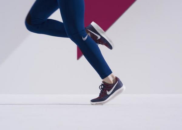 ナイキラボ最新の「GYAKUSOU」コレクション。伝統的配色と遊び心が調和した昇華転写パターン