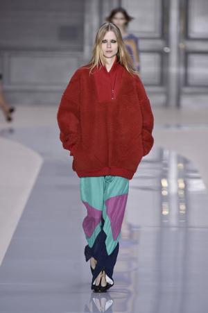 クレア・ワイト・ケラーによる最後のクロエ【2017-18秋冬ウィメンズ】